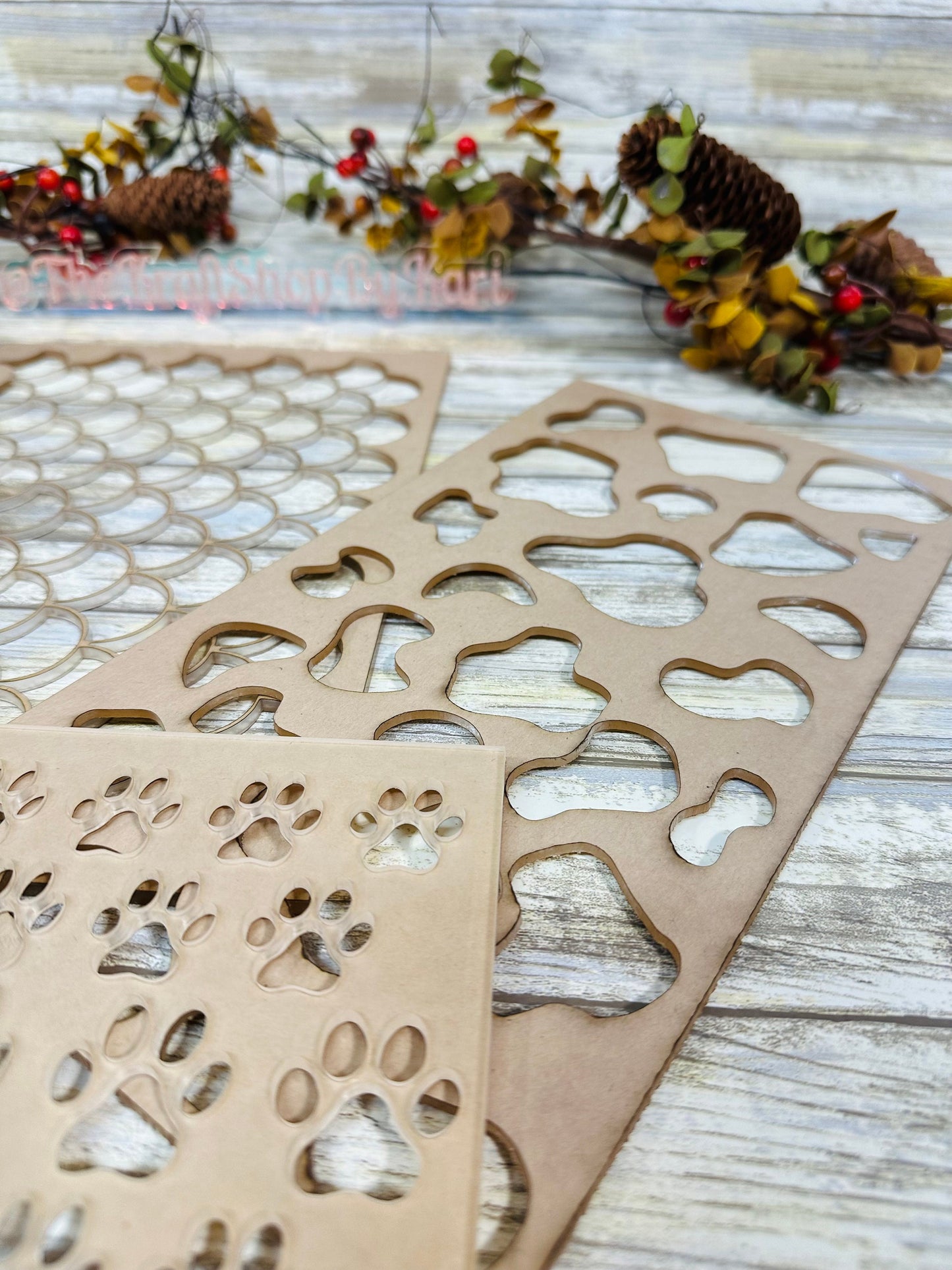 X-large & XX-lg acrylic stencil. Bleaching stencil. Cow print stencil. Dog paws print stencil. Cheetah print stencil. Mermaid scale stencil.