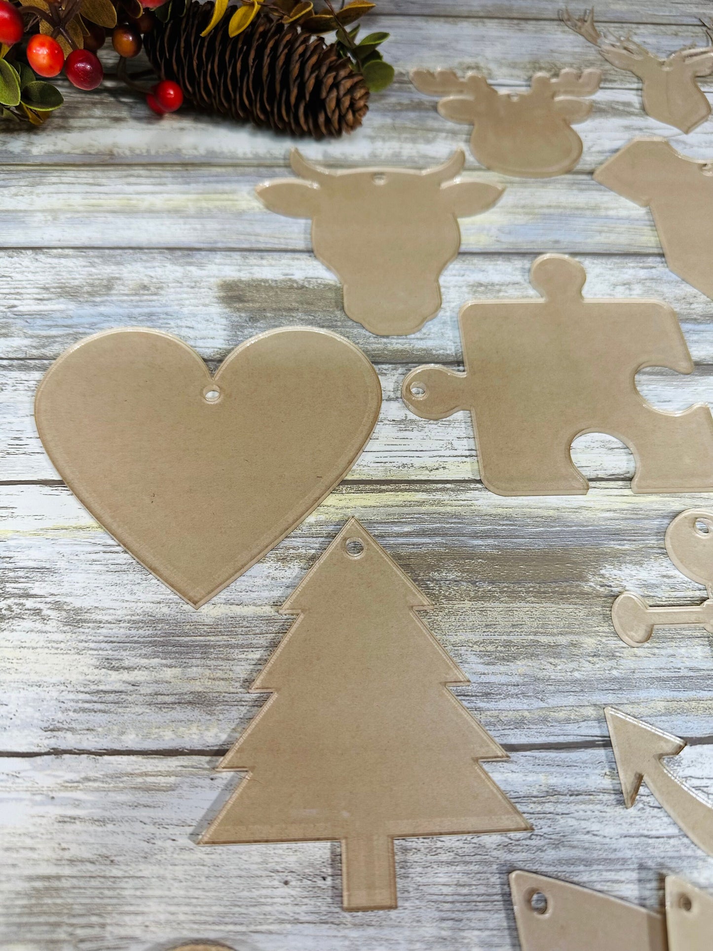 Acrylic blanks shapes. DIY ornaments. Acrylic keychain blanks. Acrylic shapes for crafts.