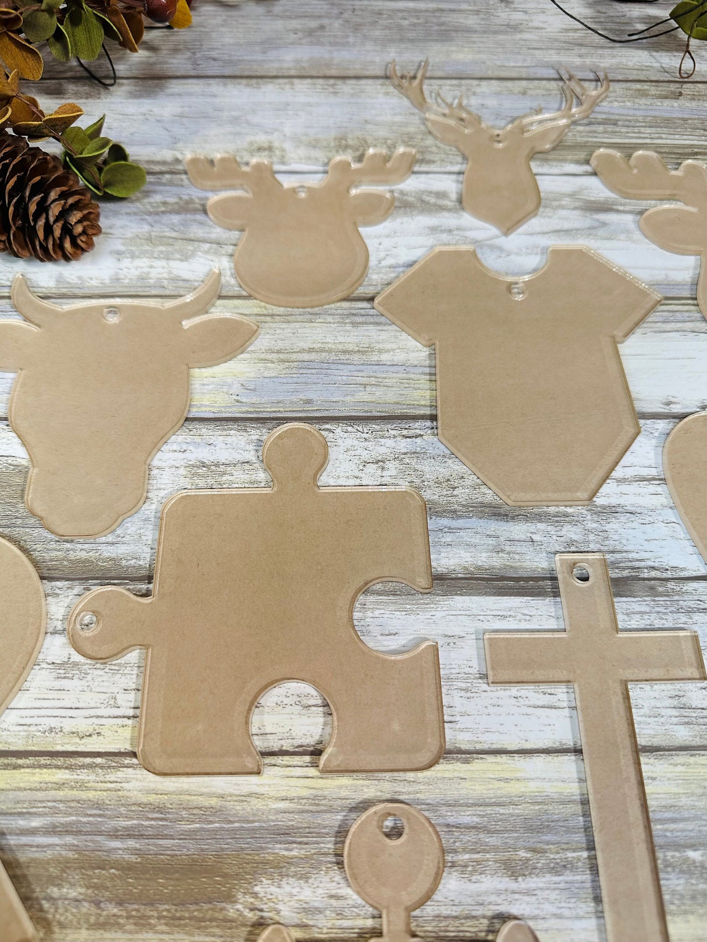 Acrylic blanks shapes. DIY ornaments. Acrylic keychain blanks. Acrylic shapes for crafts.