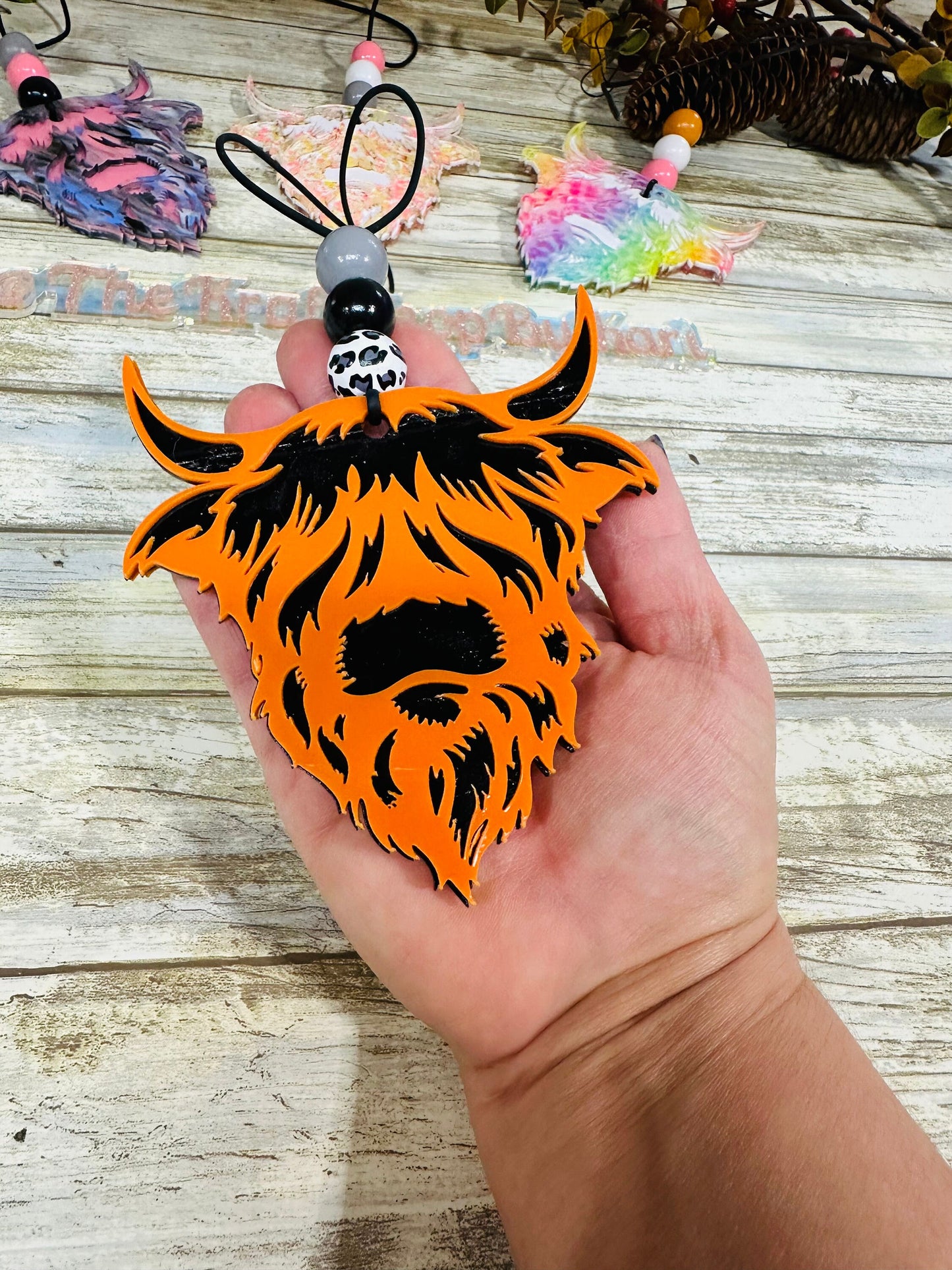 Highland cow car charm. Heifer cow rear view mirror. Acrylic car charm. Country girl gift. Cow lover gift.