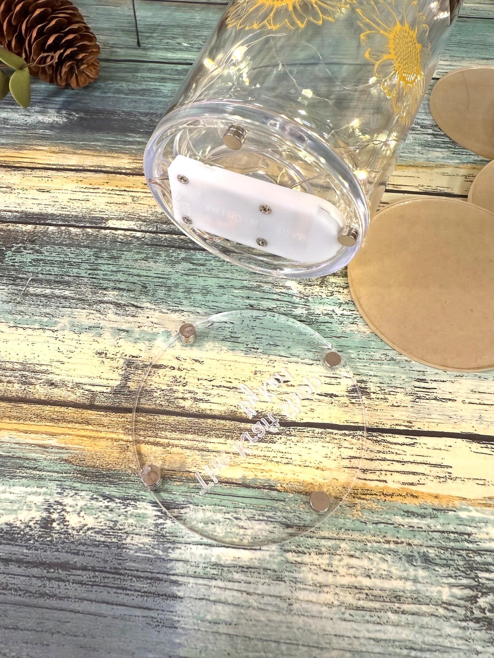 Snow globe Acrylic Bottom for 24 oz acrylic tumblers