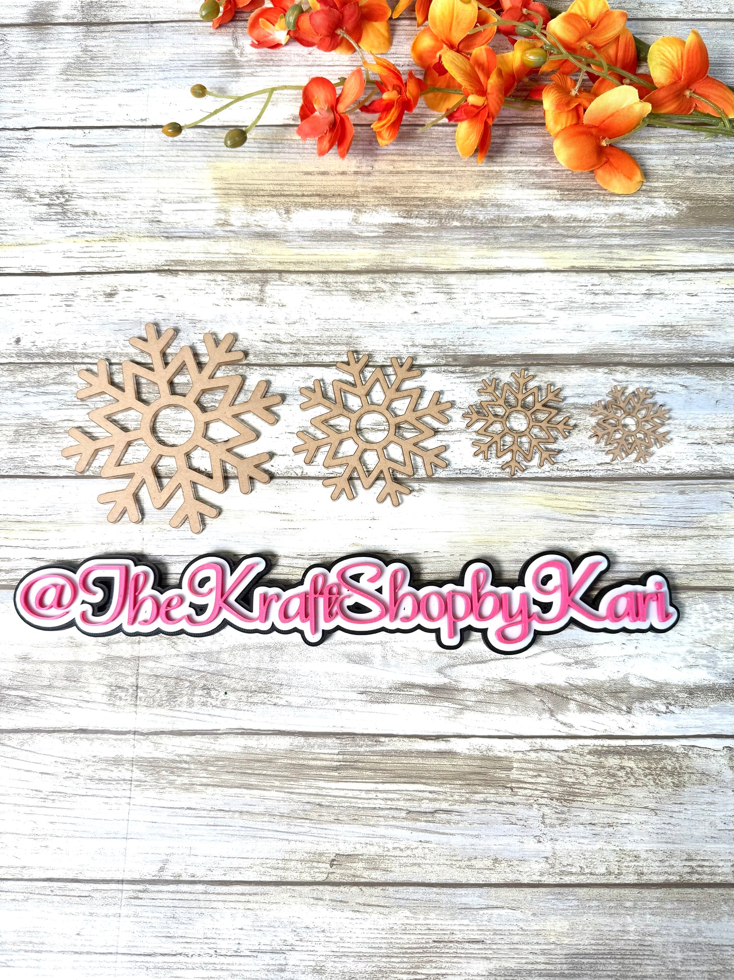 Snowflake Acrylic Stencil for Creative Art Projects. Bleaching stencil. Winter stencil. Woodworking template.