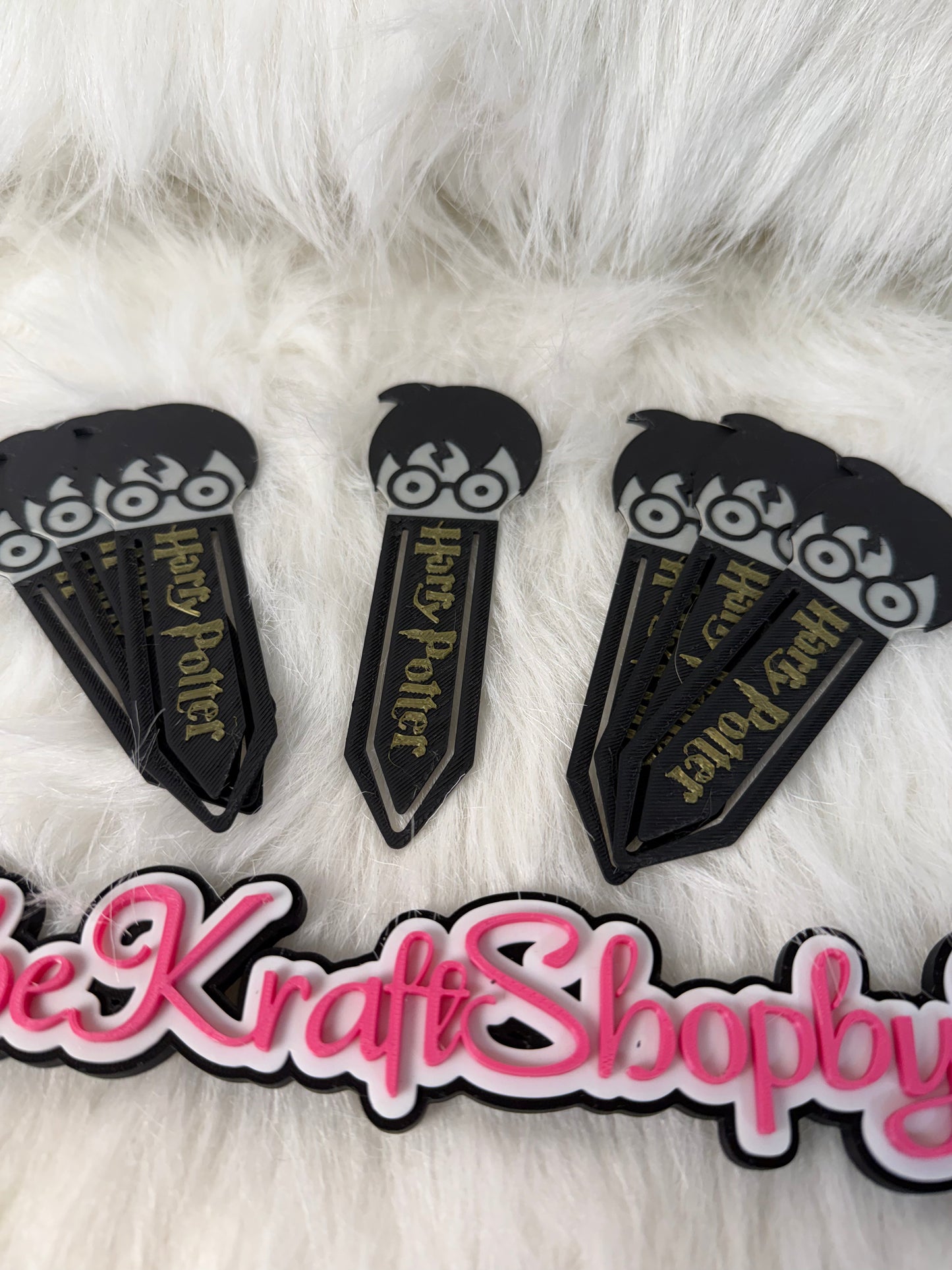 3D Wizard book marks Ready to ship.
