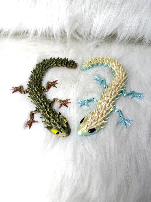 3D flexi lizard. Multi color rainbow silk Ready to ship.