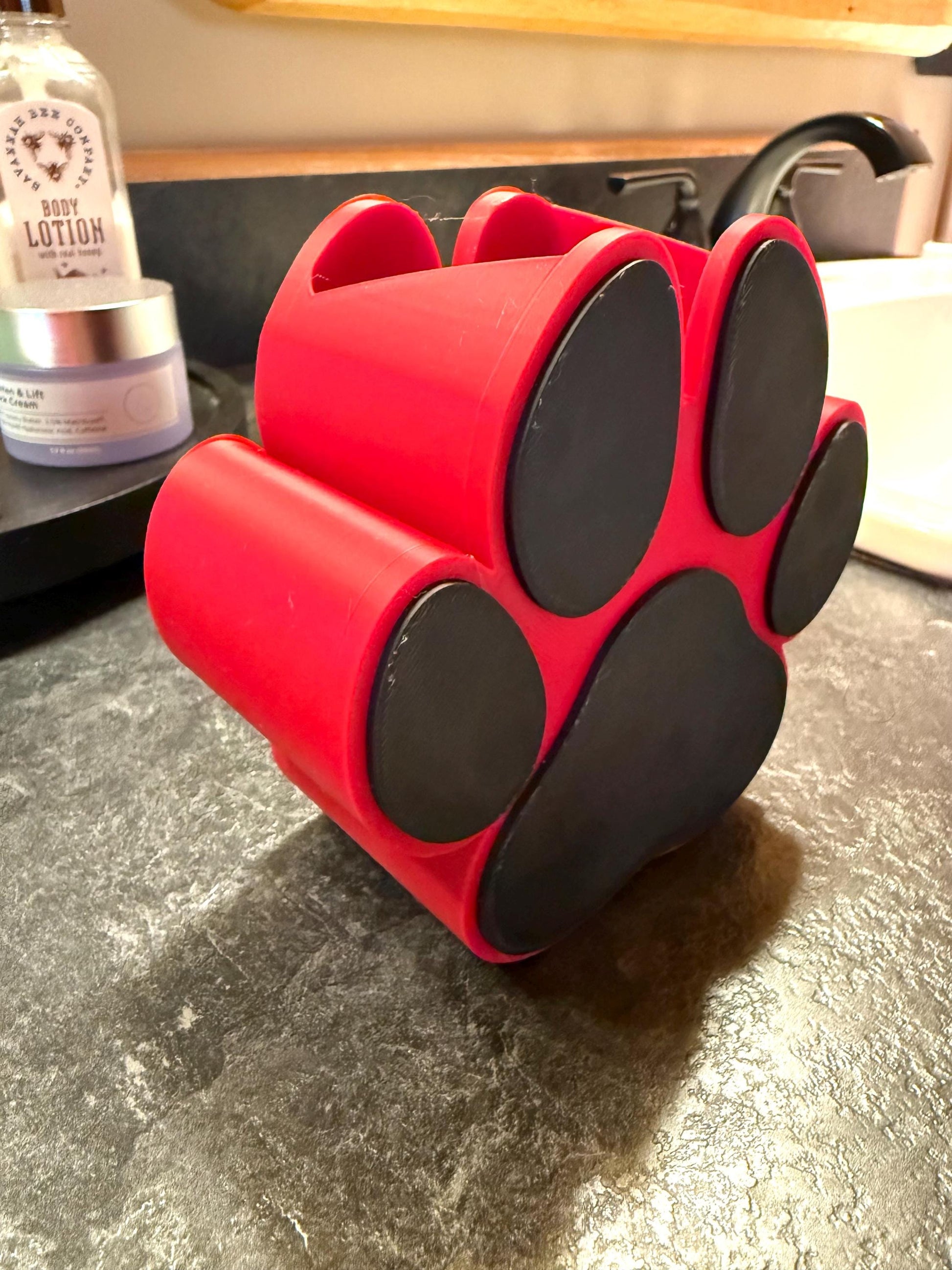 3D Dog paw soap holder for Body Works Soaps. Ready to ship.