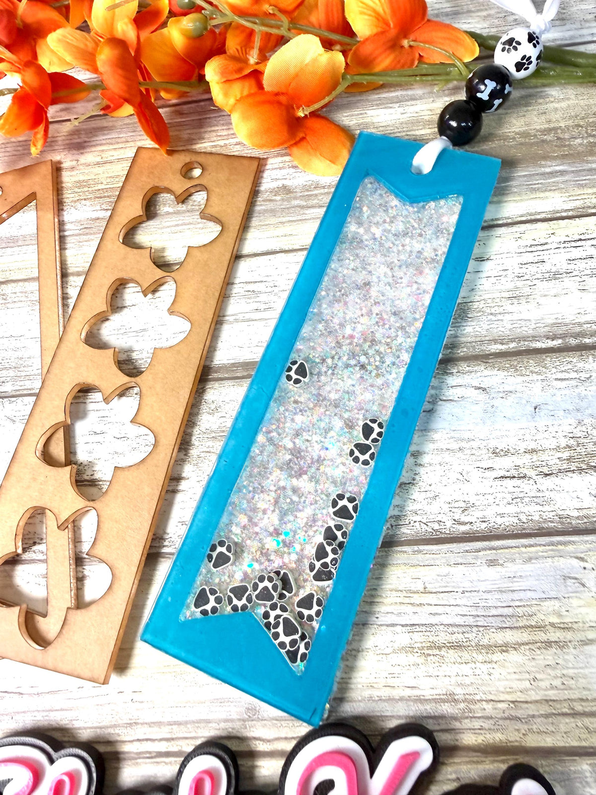 Peekaboo shaker dry snow globe Acrylic bookmark blanks. Bulk blanks. Craft blanks.