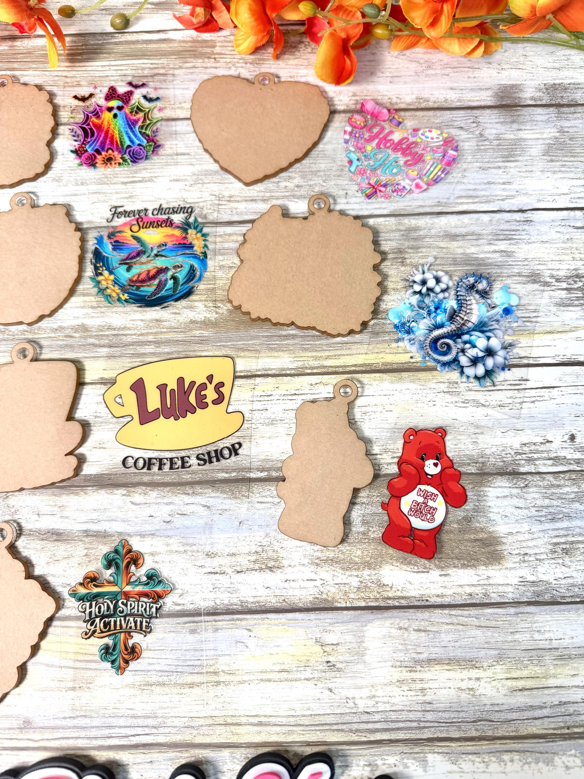 Acrylic keychain blanks with UVDTF combo set .Acrylic keychain blanks. Acrylic shapes for crafts.