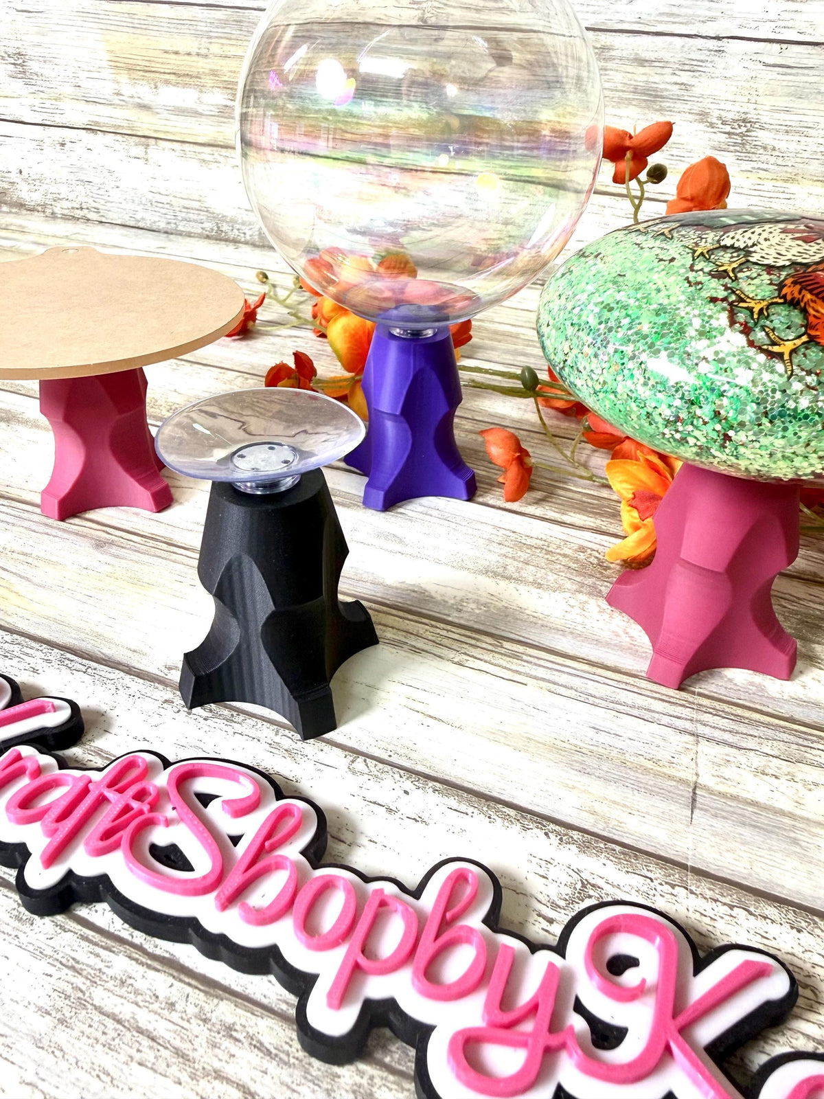 Krafty Hand 3D printed suction cup craft acrylic helper.