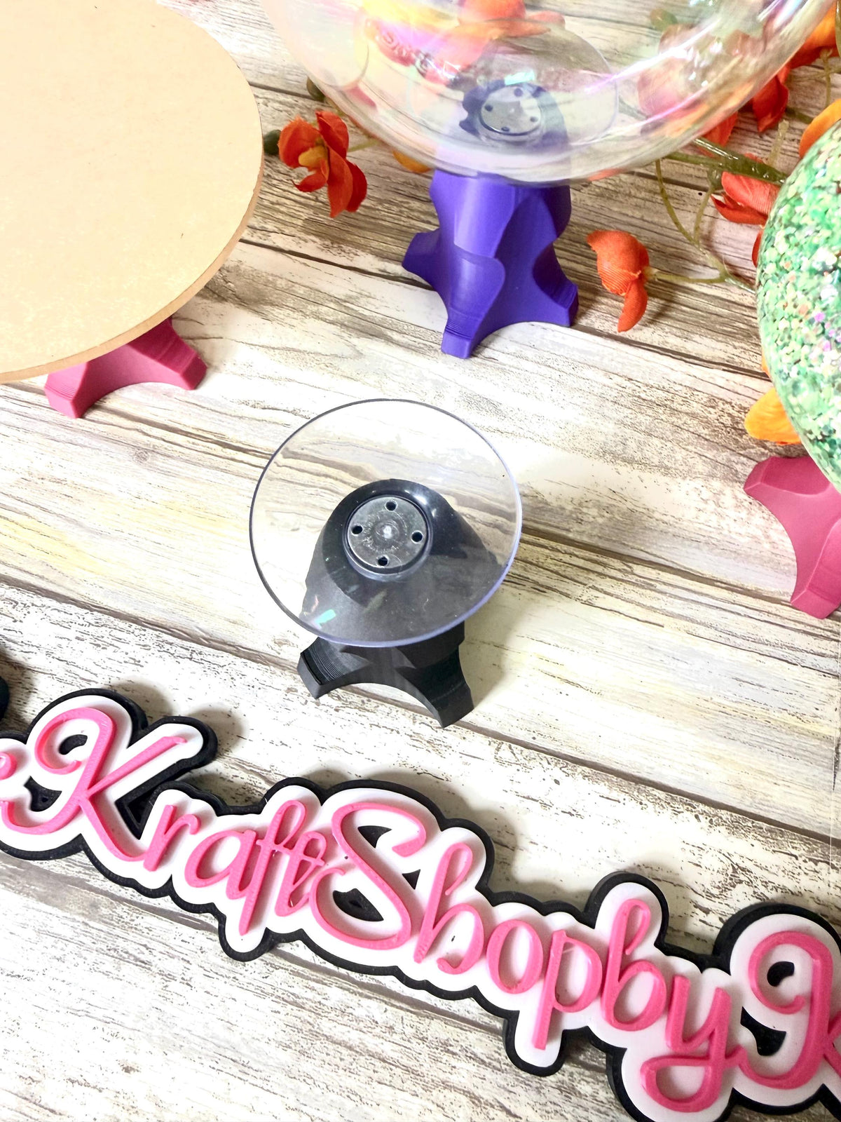 Krafty Hand 3D printed suction cup craft acrylic helper.