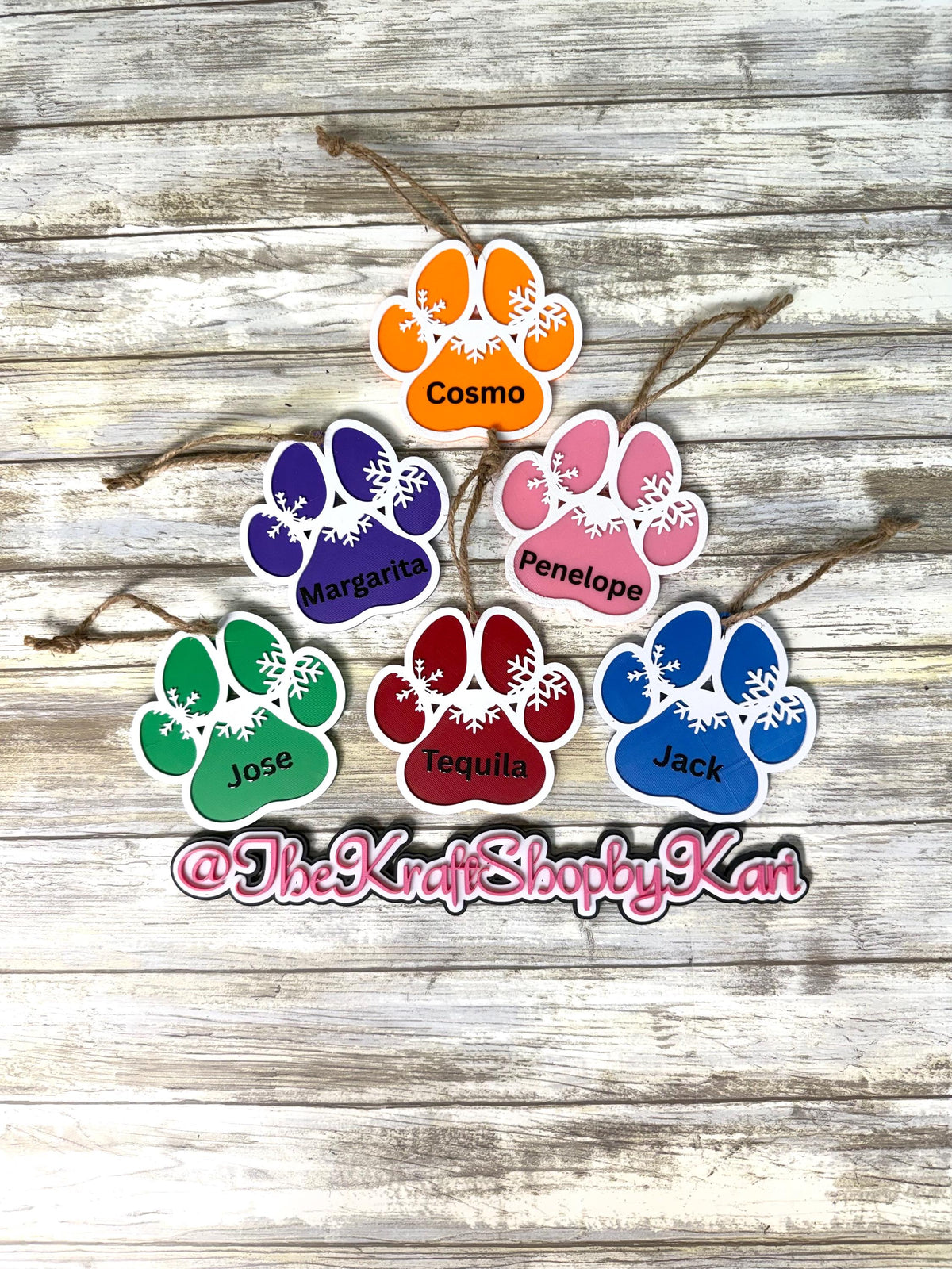 Dog paw 3D Christmas ornament. Personalized or blank. Gifts for him or her. Pet ornaments.